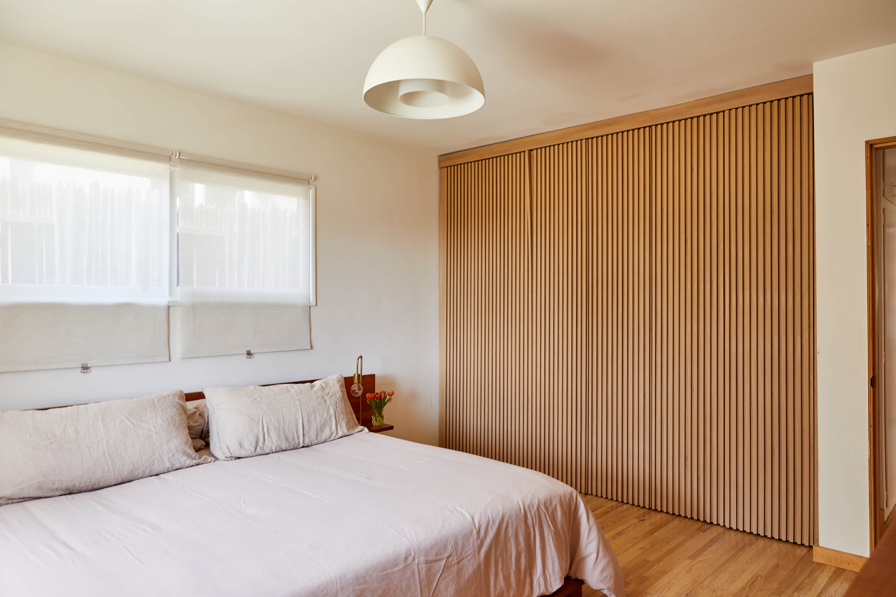 This $19 Organizer Is the Smartest Way to Store My Sheets