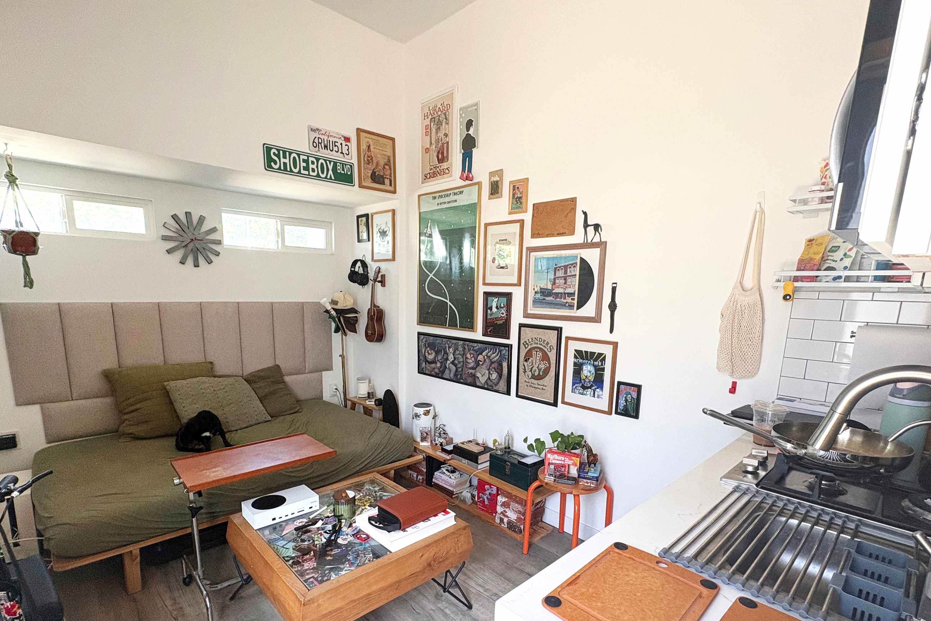 A 176-Square-Foot Studio Feels Surprisingly Spacious, Thanks to 10-Foot Ceilings