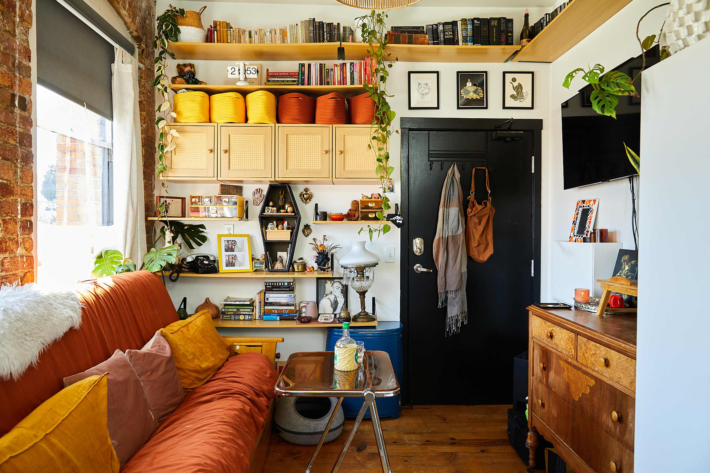 30 Small Living Room Design Ideas for Your Apartment