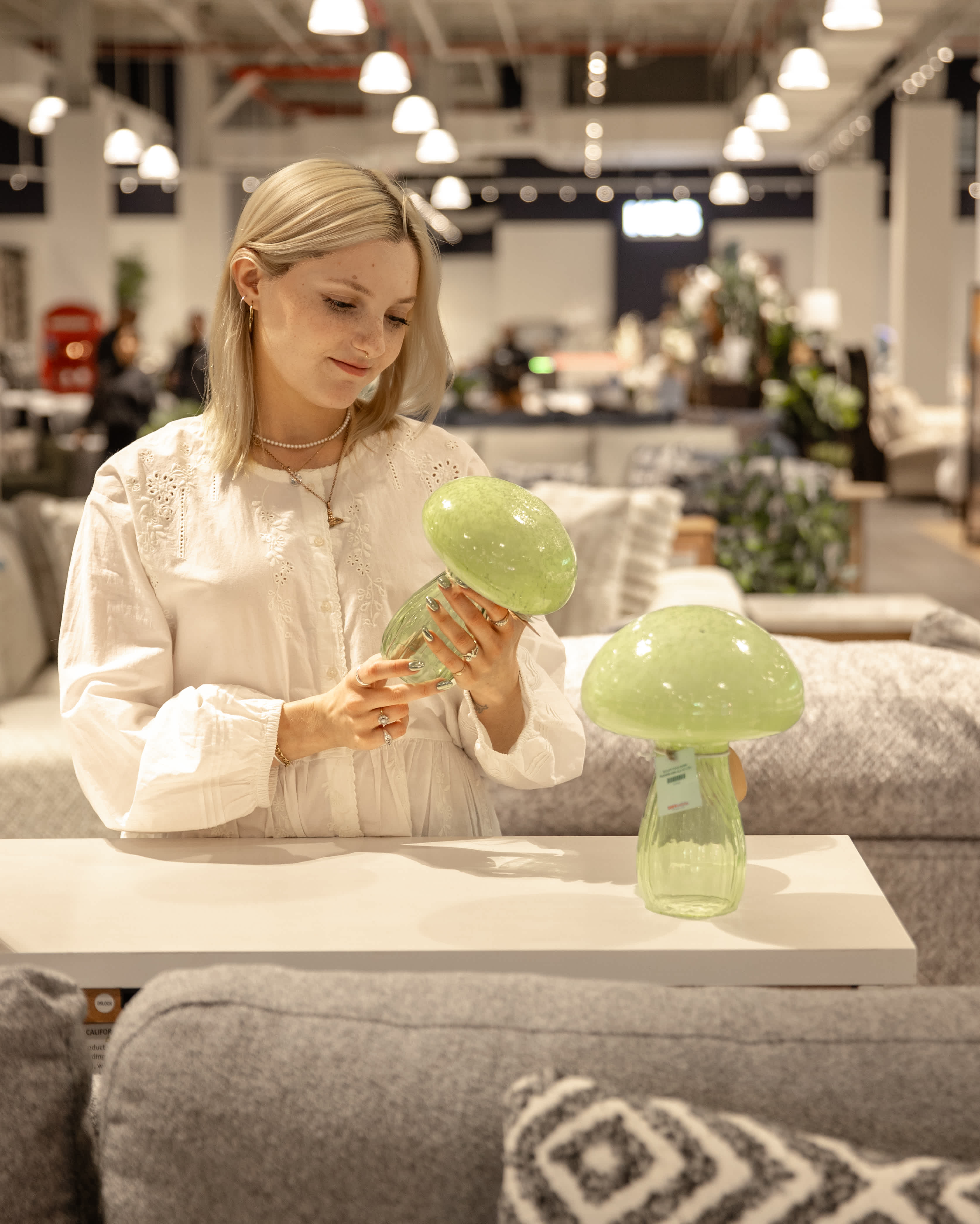 Our Style Editor Picked This Dining Set for a Very Relatable Reason