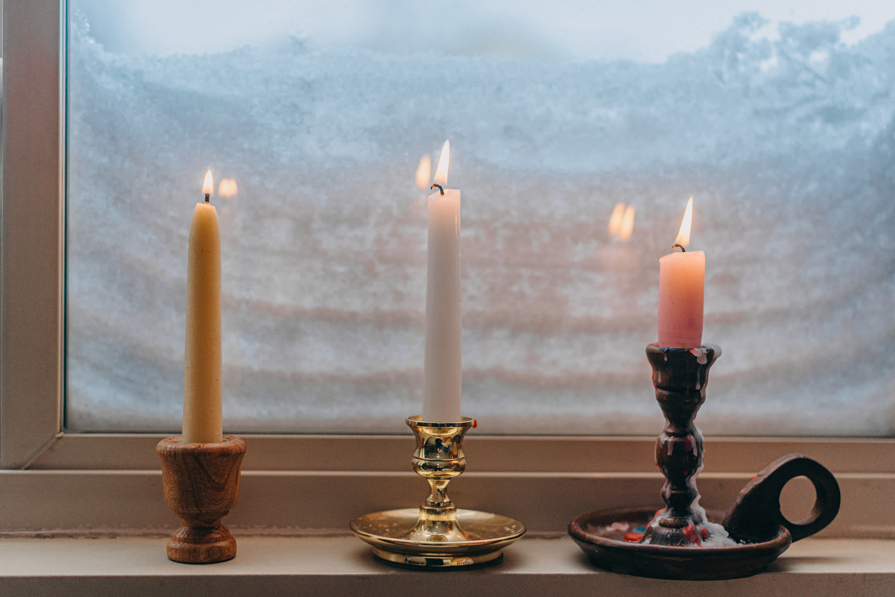 If You Love to Put Window Candles Up for the Holidays, Snag This Set for 30% Off