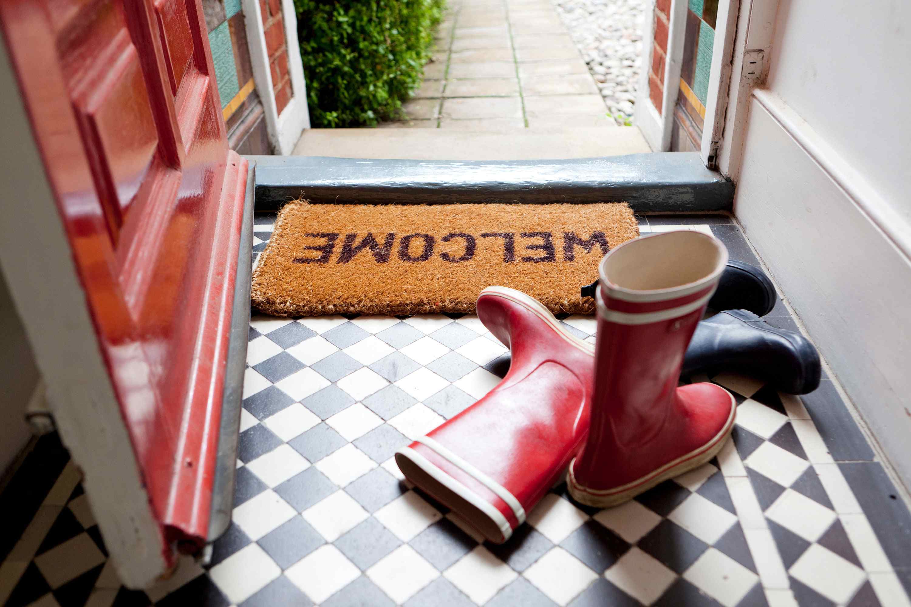 These 7 Indoor Doormats Are Actually Stylish and Absorbent (Theyre Perfect for Winter!)