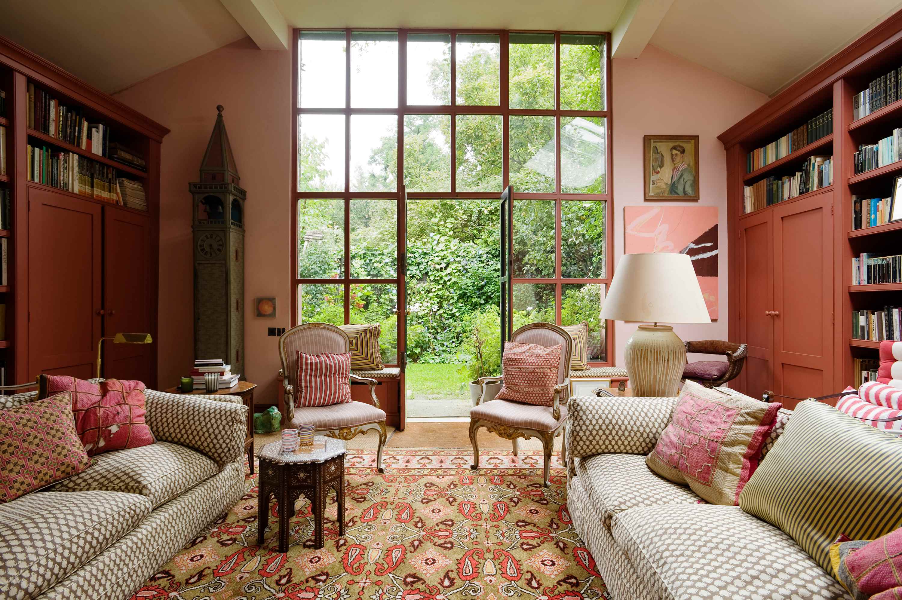 6 Tacky Home Trends Interior Designers Secretly Love