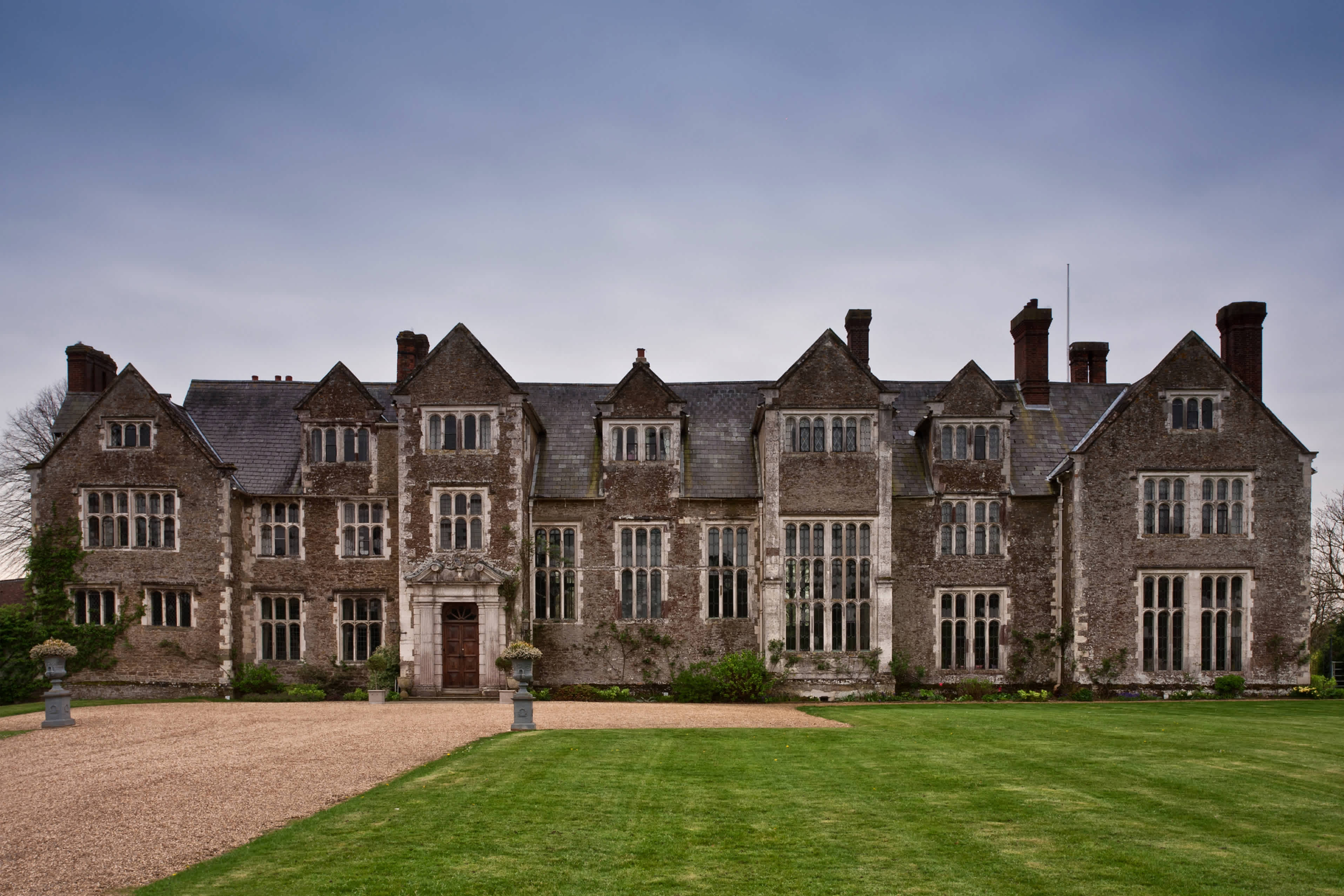 Inside the Real 16th-Century Manor That Steals the Show in Bridgerton Season 4