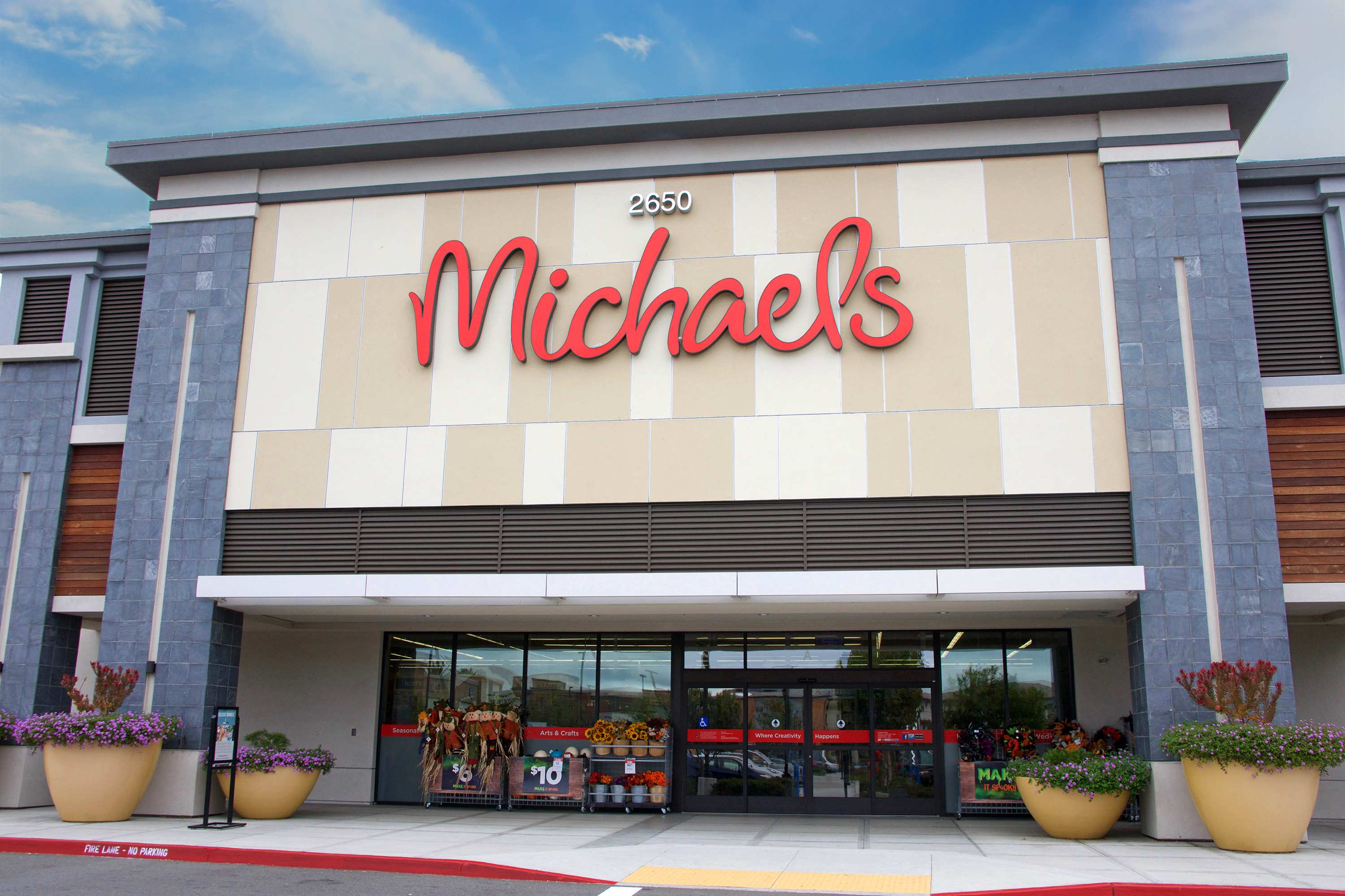 Michaels’ Whimsical New $16 Glassware Se