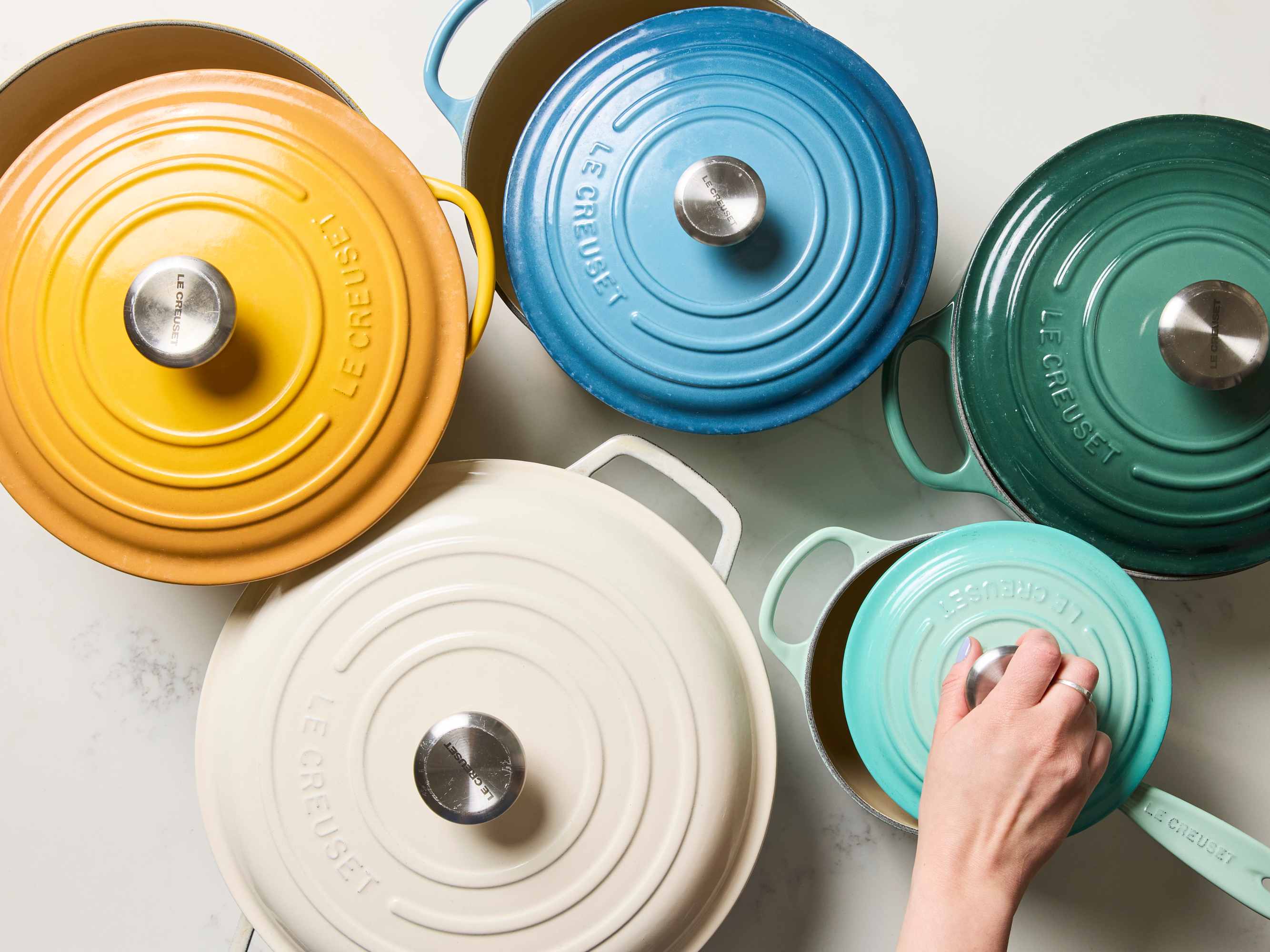 This Iconic Le Creuset Dutch Oven Is $100 Off (and It Comes in the Prettiest Colors)