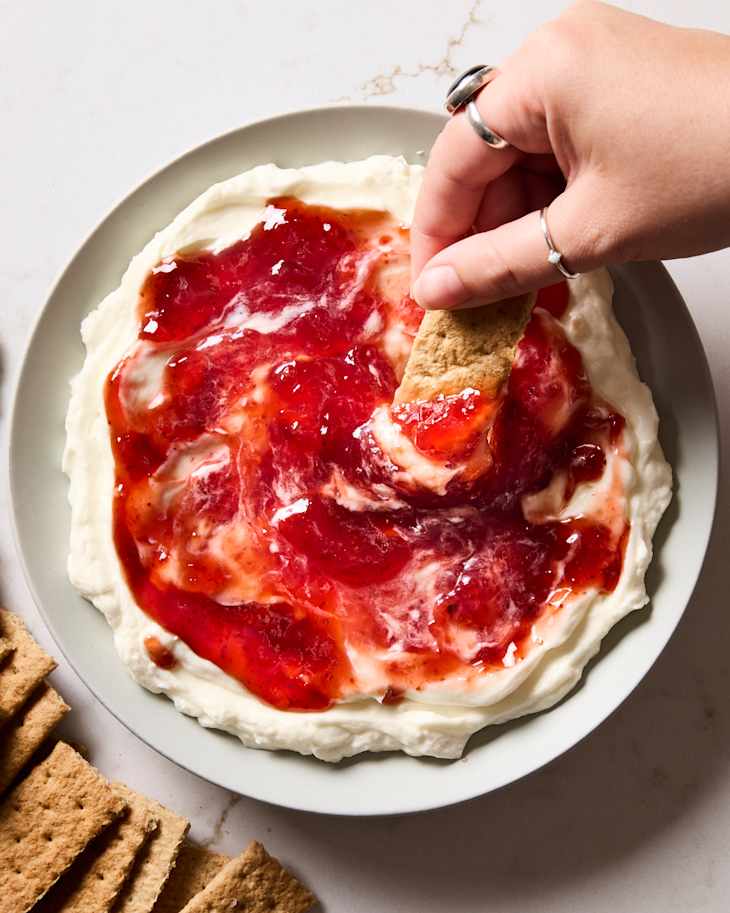 https://cdn.apartmenttherapy.info/image/upload/f_auto%2Cq_auto%3Aeco%2Cw_730/k%2FPhoto%2FRecipes%2F2024-07-strawberry-cheesecake-dip%2Fstrawberry-cheesecake-dip-vertical-0032