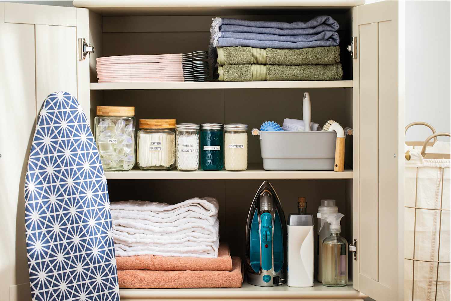 Neither Sheet nor Pod - This Laundry Detergent Tile Is a Game-Changer