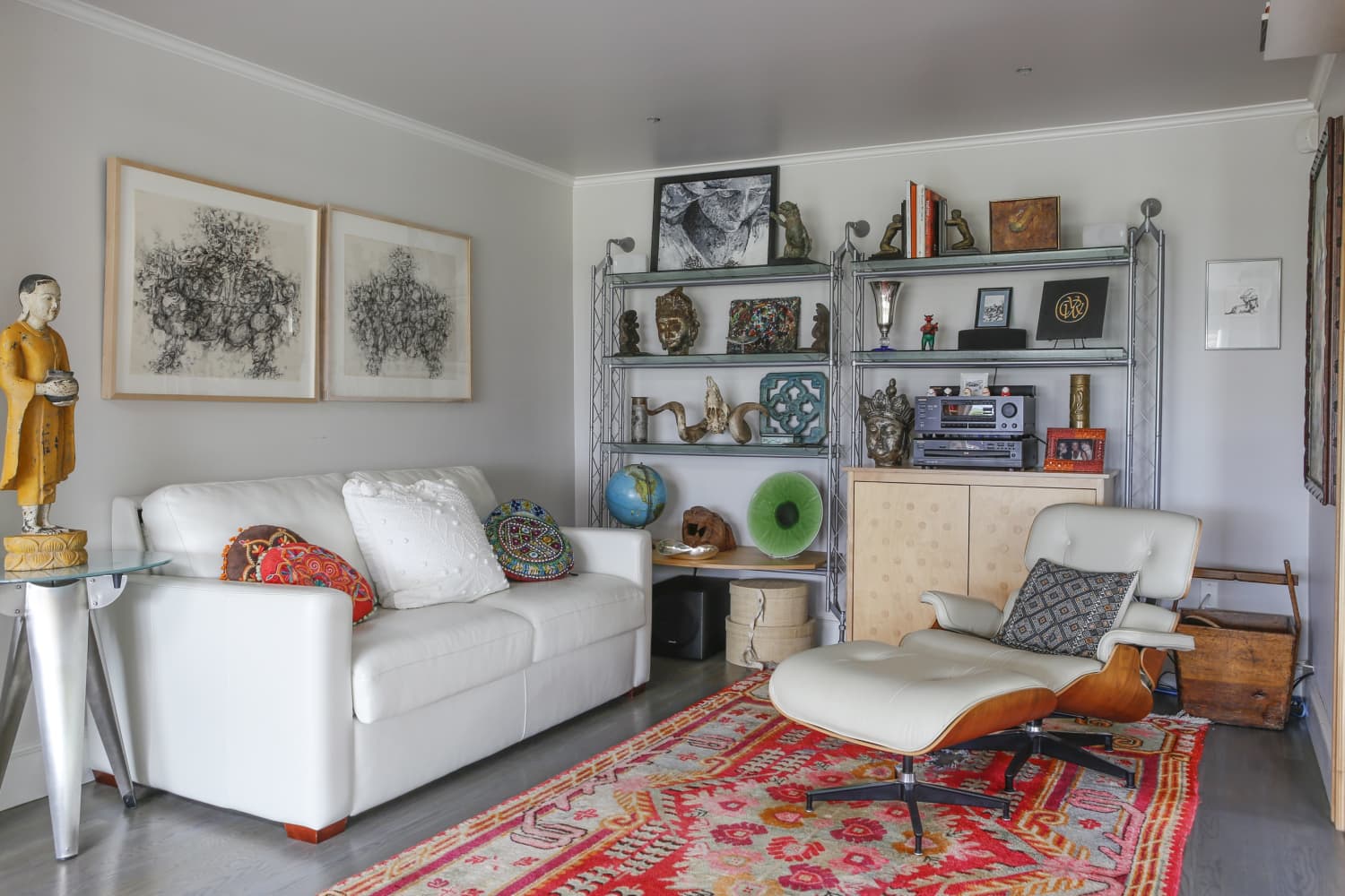 3 Ways to Work Around a Red Sofa When Styling Your Living Room