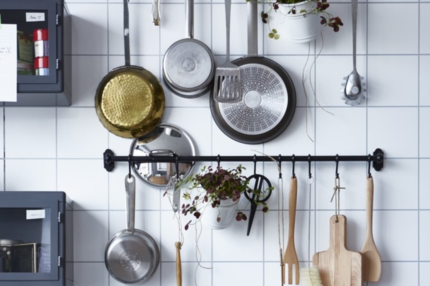 27 Smart Kitchen Wall Storage Ideas - Shelterness