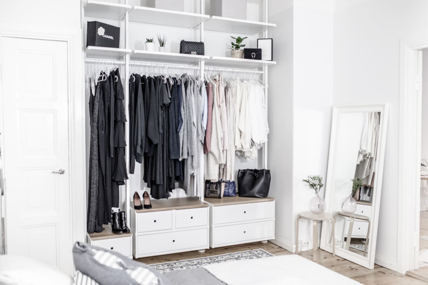 Amfibisch Momentum Afname IKEA Closets to Create a Custom Closet Look | Apartment Therapy
