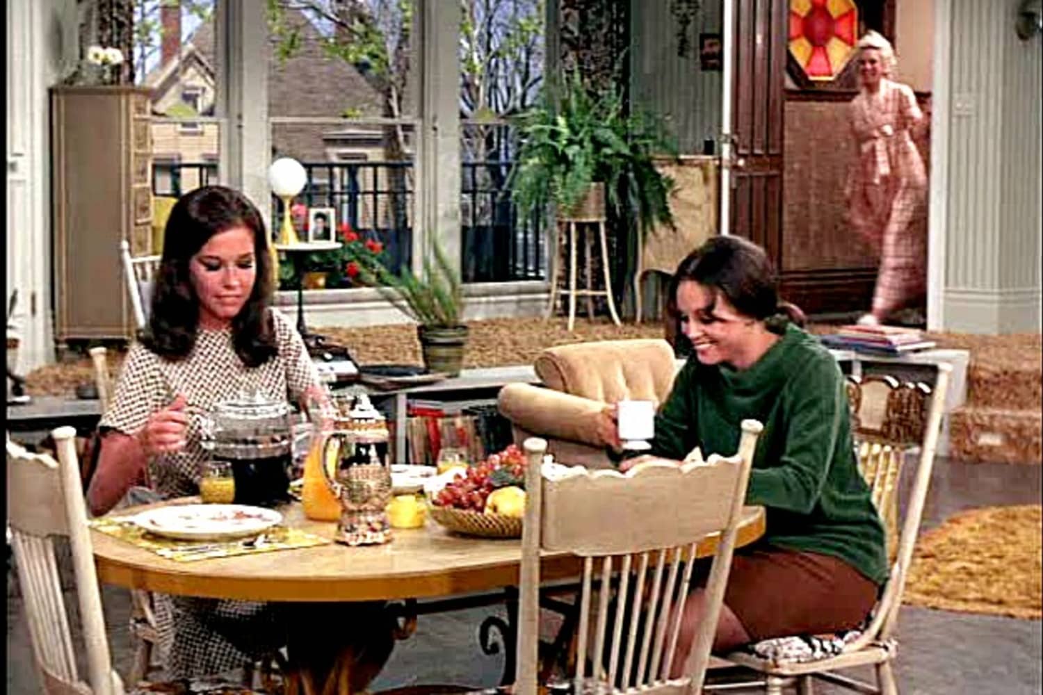 The Mary Tyler Moore Show' Apartment Remains Iconic | Apartment Therapy