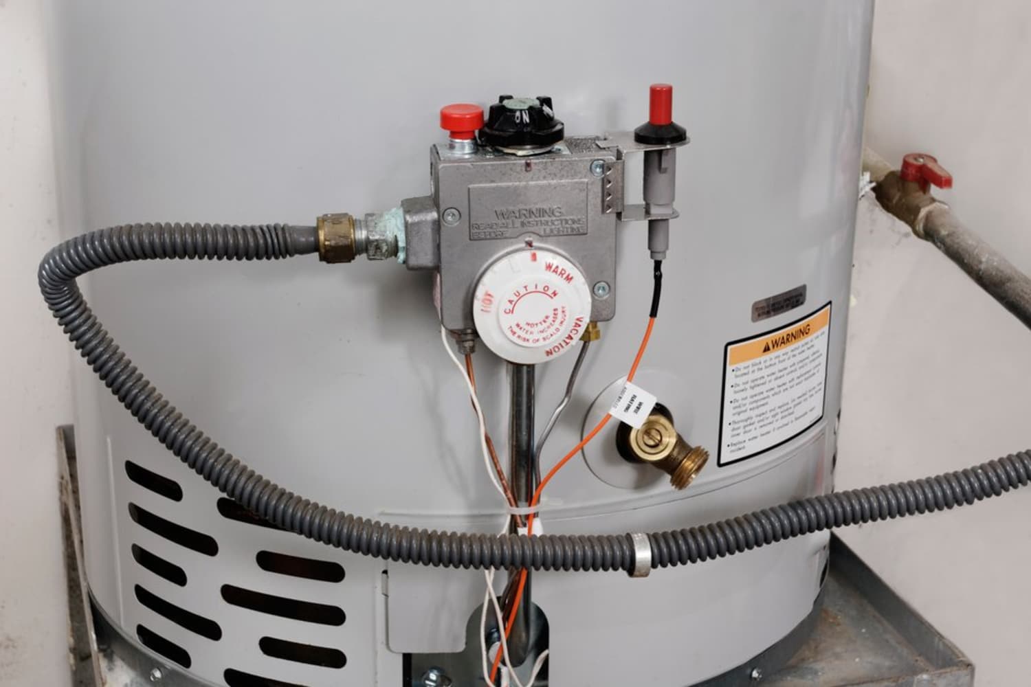 The Bottom Line: What It Really Costs to Buy u0026 Install a Water Heater |  Apartment Therapy