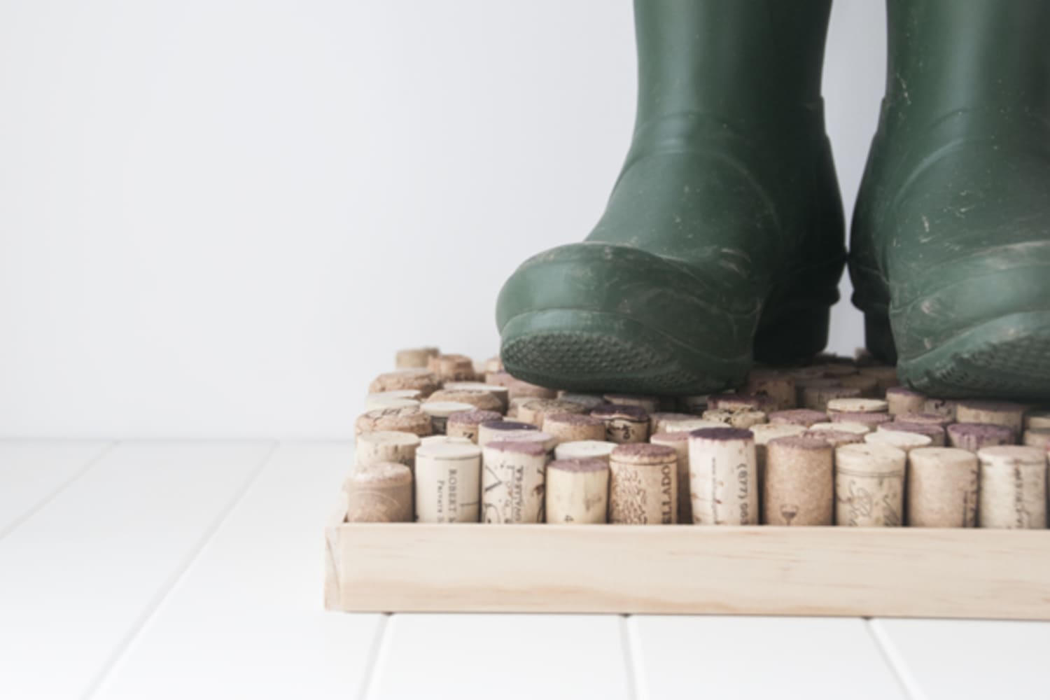 Easy and Functional DIY Boot Tray