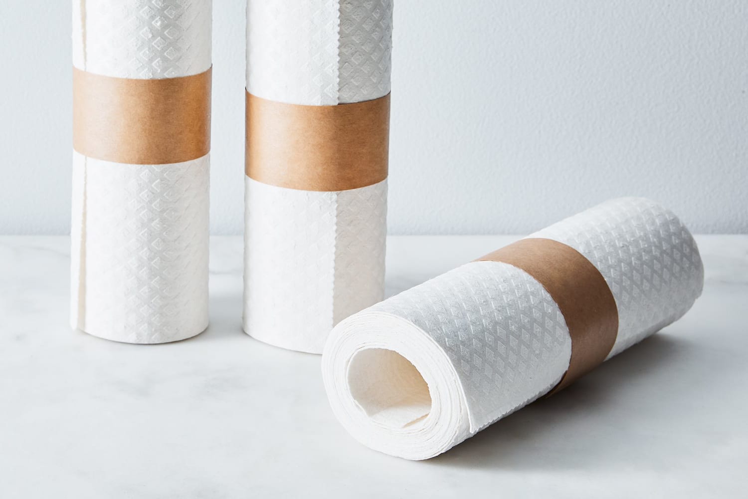 11 Ways to Reuse Paper Towel Rolls - The Hearty Soul : The Hearty Soul