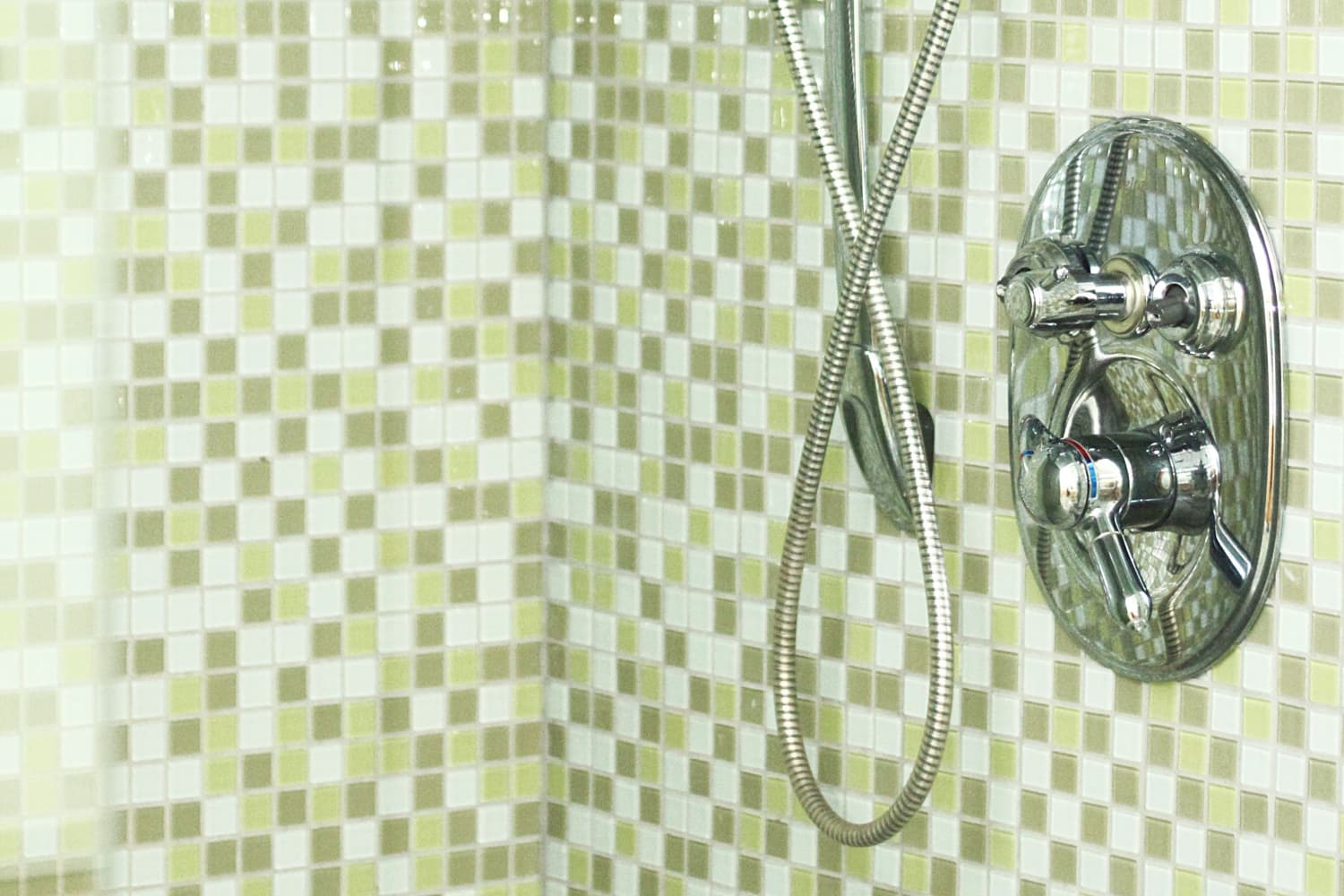 How to Eliminate Grout in a Bathroom or Shower –Innovate Building