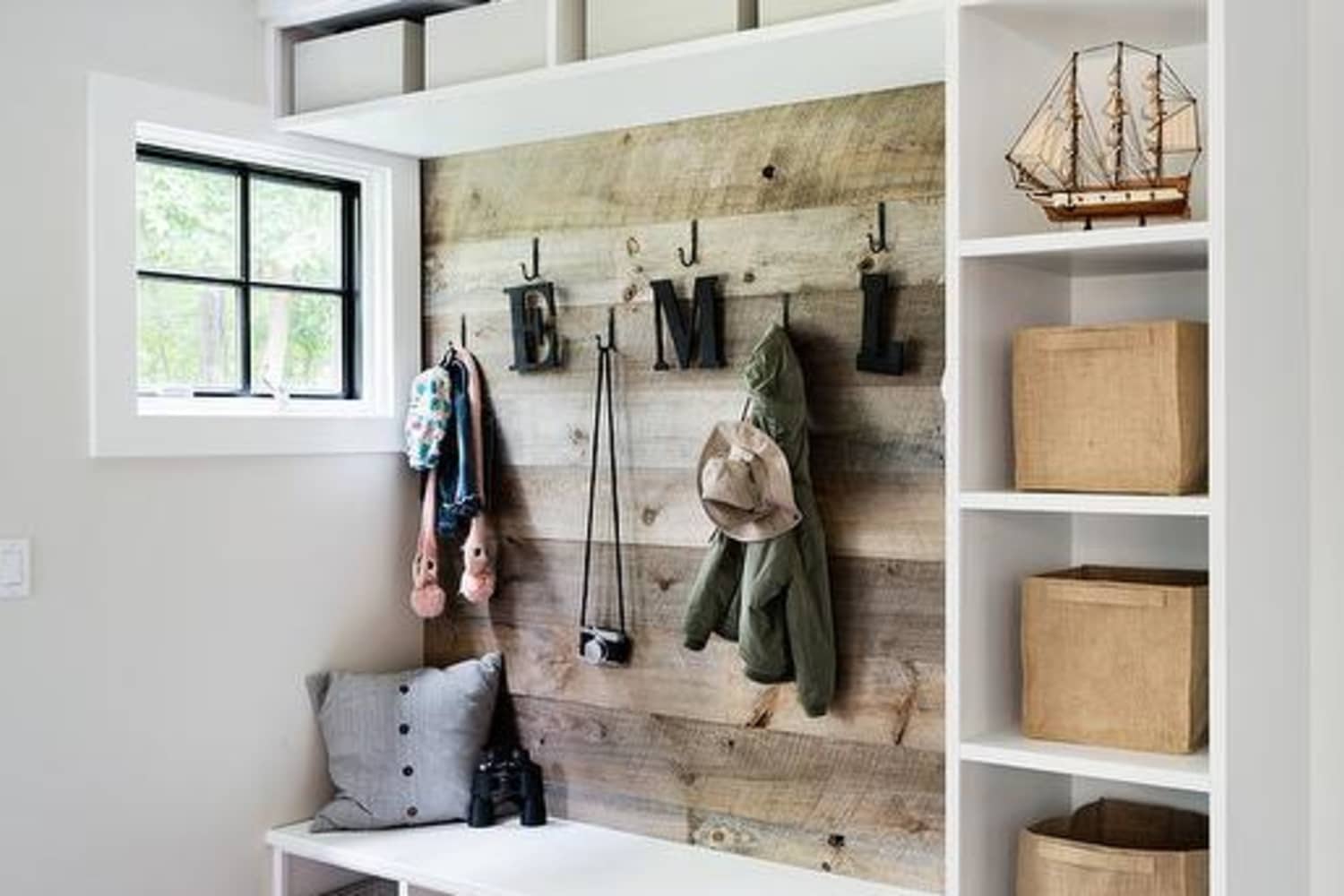 Keeping the Mess Contained: Mud Room Ideas