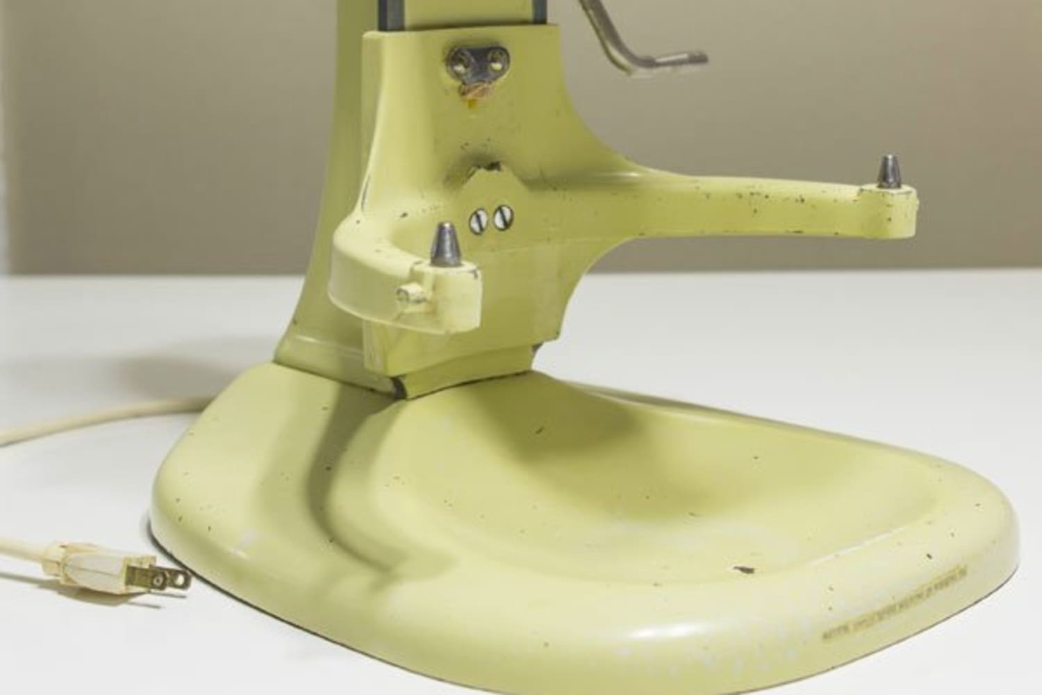 How One Guy Restored This Vintage KitchenAid Mixer