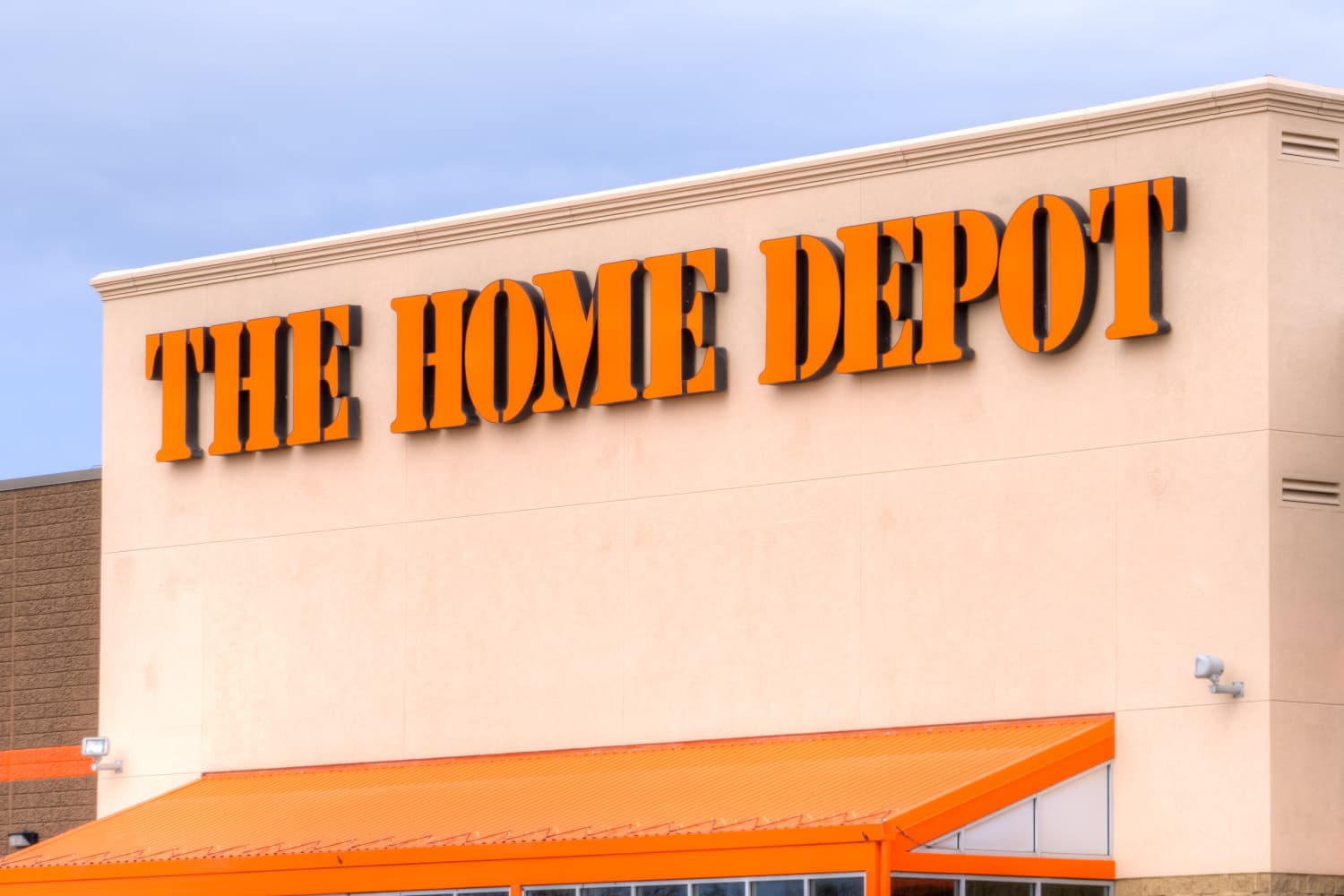 This family made an affordable two-story tiny home out of Tuff Sheds from  Home Depot