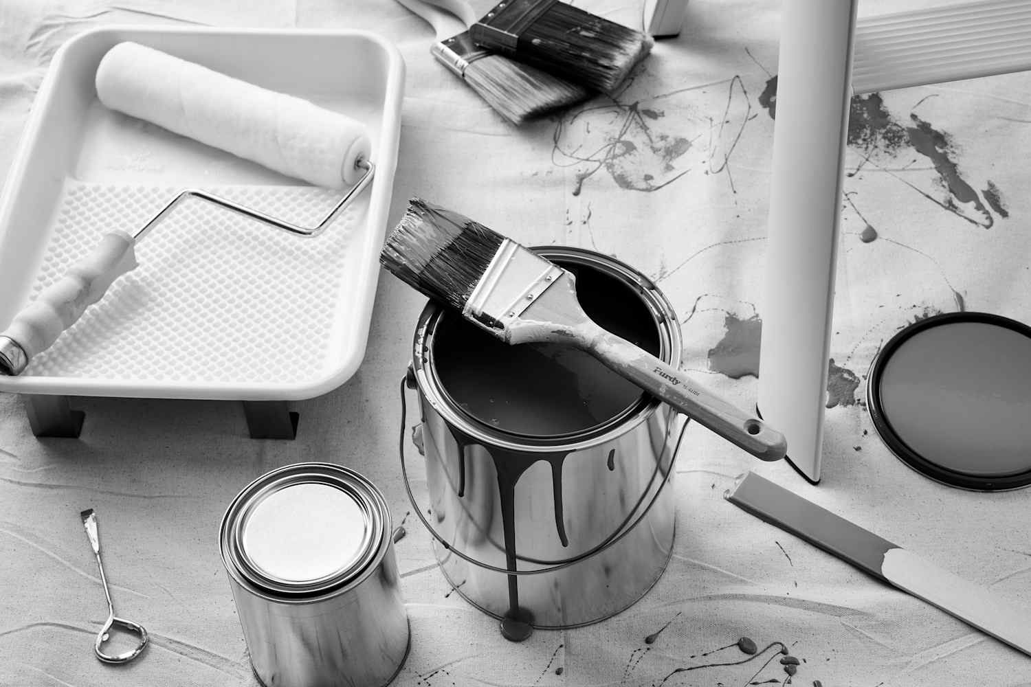 I Asked 4 Designers What's the Worst Paint Color for Small Spaces, and They All Agreed on This One