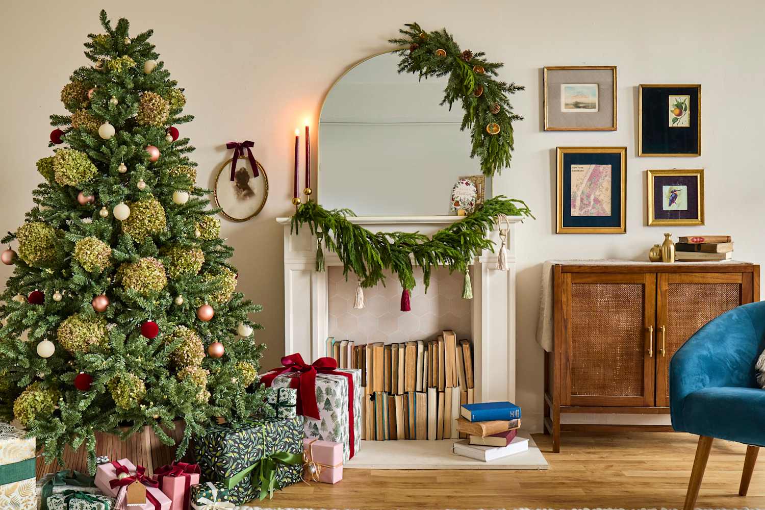 We Might Have Reached Peak Pool Noodle Holiday Decorating (See How!)