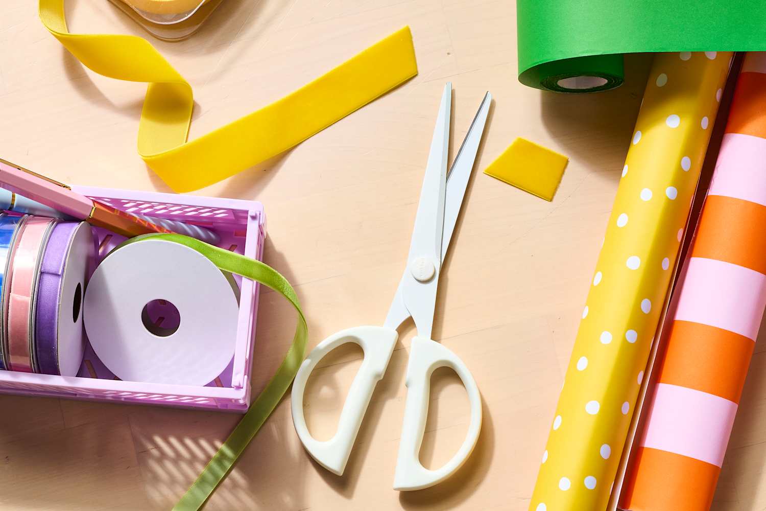 TikTok's Favorite Holiday DIY Is a Blast From the Past (& So Magical!)