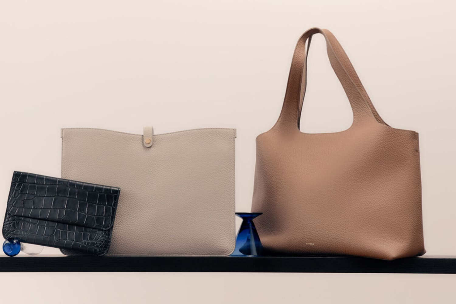 Cuyana Launched a Small Version of Its Leather Easy Tote