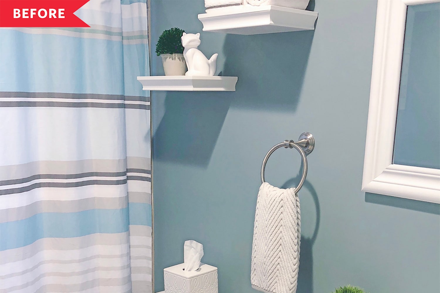You'd Never Know This Bathroom Redo Was Renter-Friendly