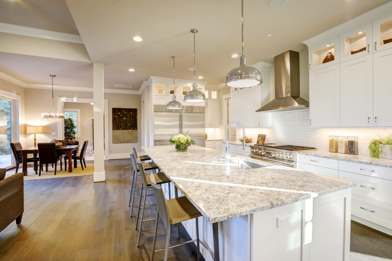 5 Kitchen Design Trends to Take From Model Homes