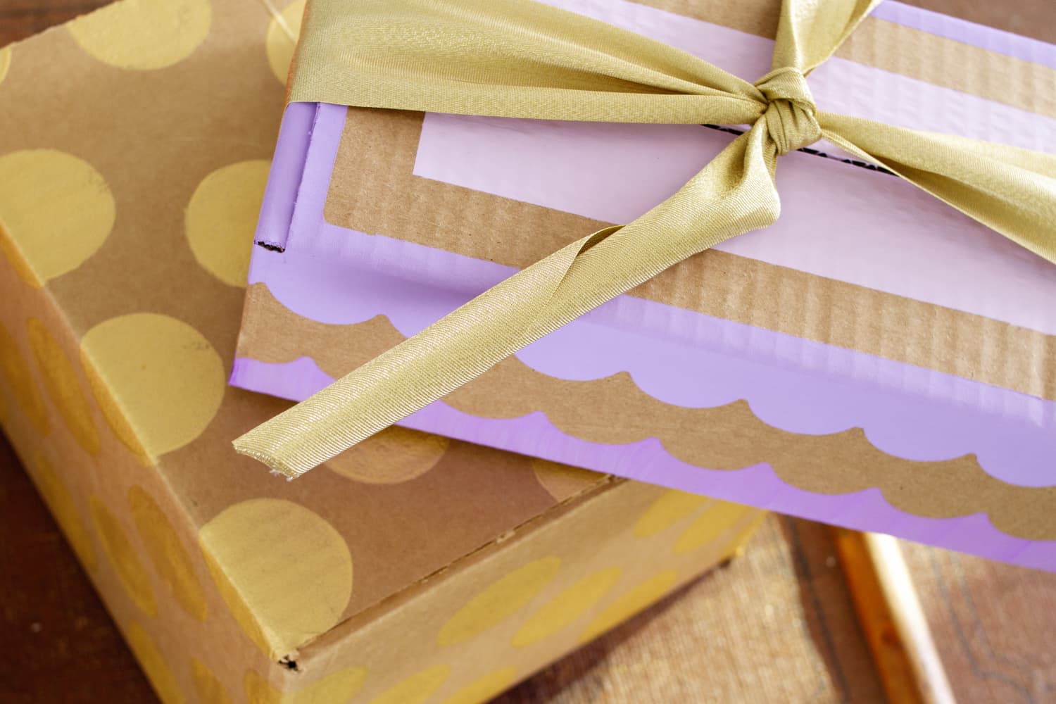 How to Give Gifts in Cardboard Shipping Boxes | Apartment Therapy