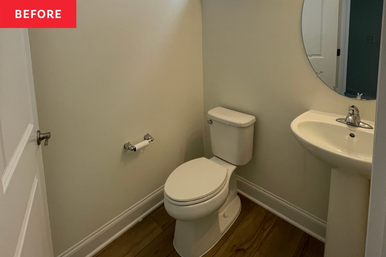 This Cookie-Cutter Powder Room Now Feels Like a Fancy Hotel