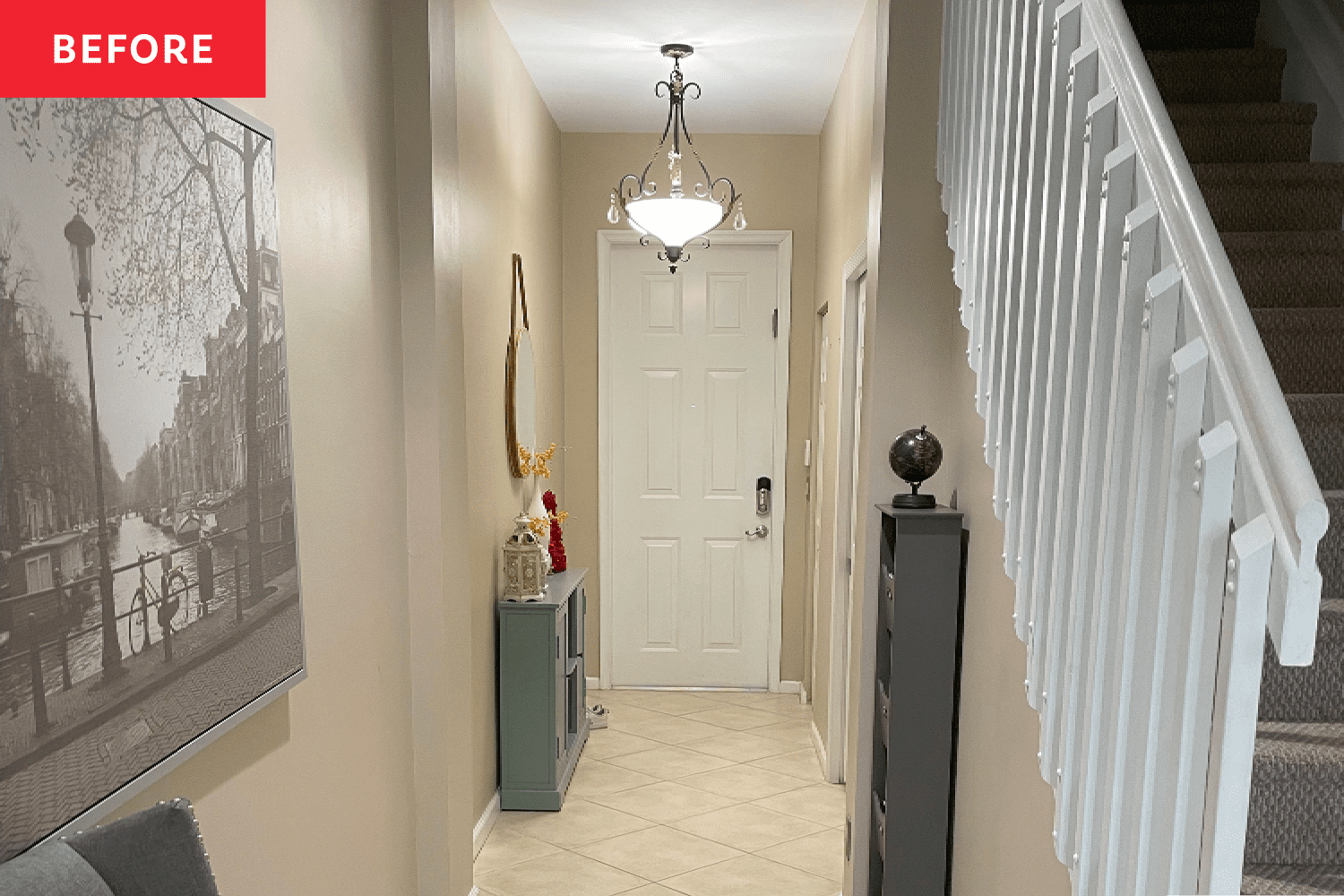 A Beige Entryway Is Completely Unrecognizable After This Gorgeous One-Wall Makeover