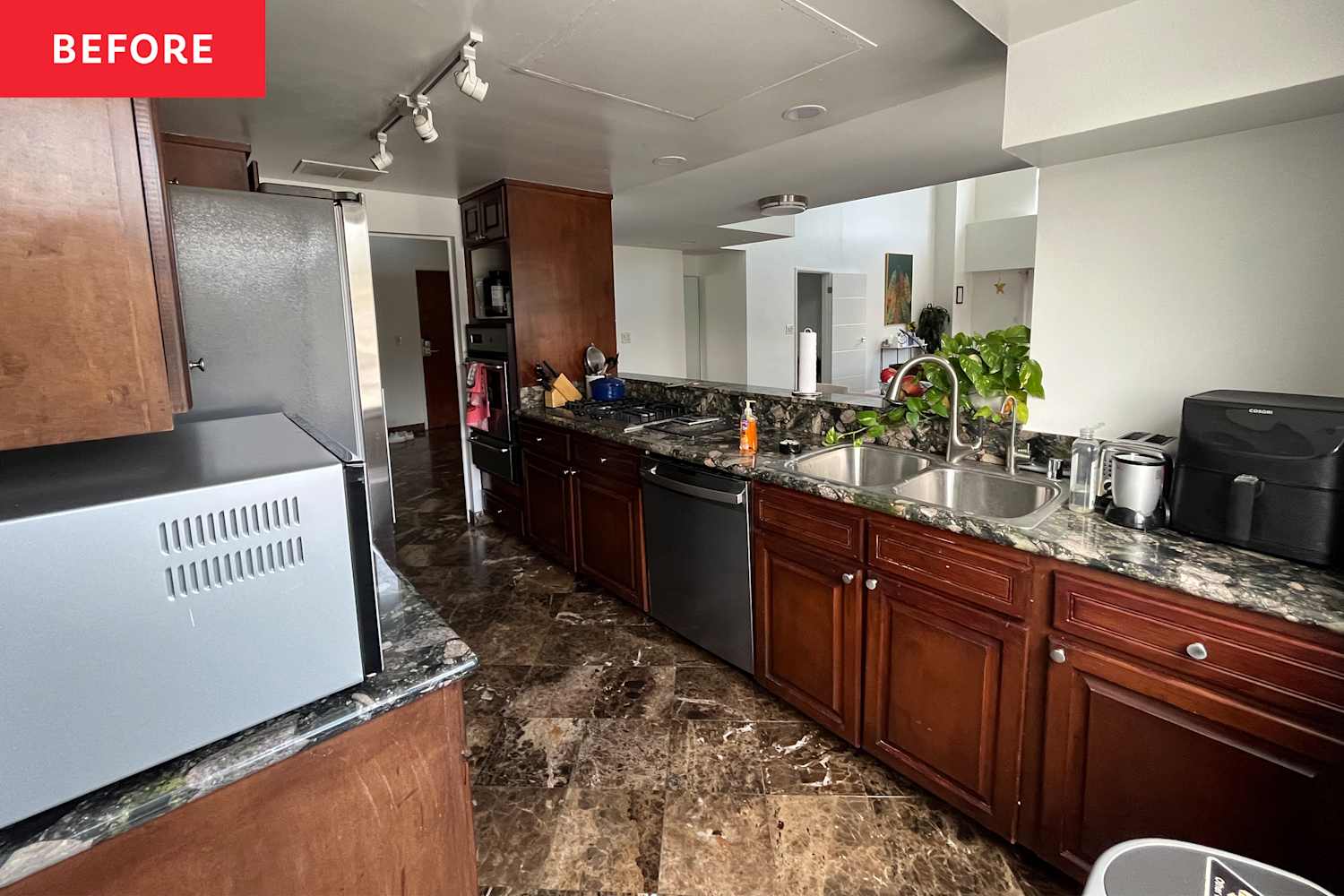 A Dated Brown 1990s Kitchen Gets a Calming Japandi-Inspired Makeover