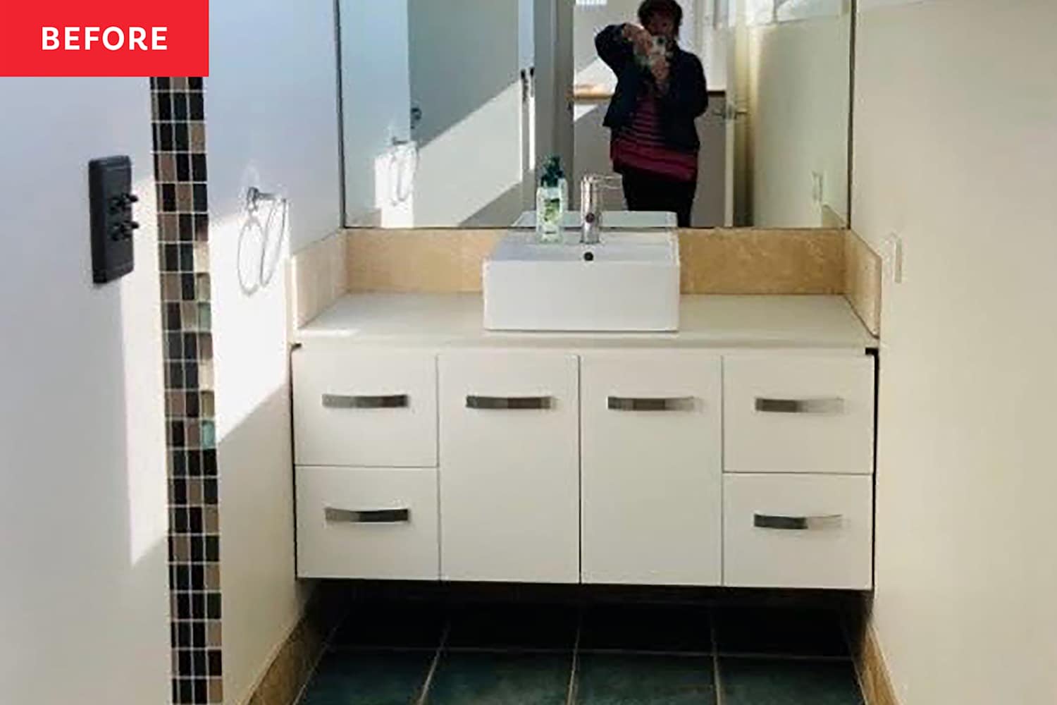This "Beige and Boring" Bathroom Got an "Art Deco Retro" Makeover