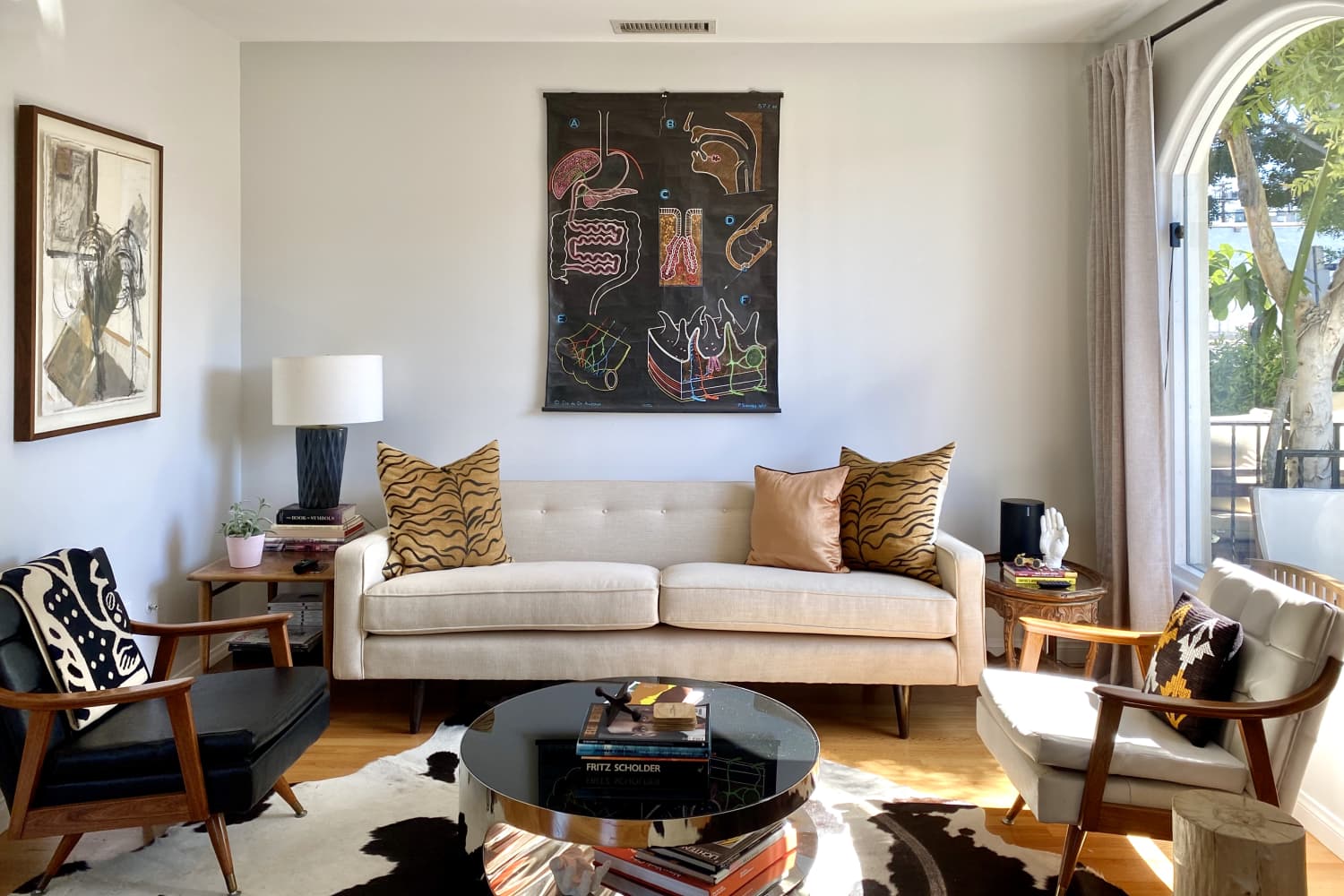 A Cozy California Rental Has the Best Green Dining Room ...