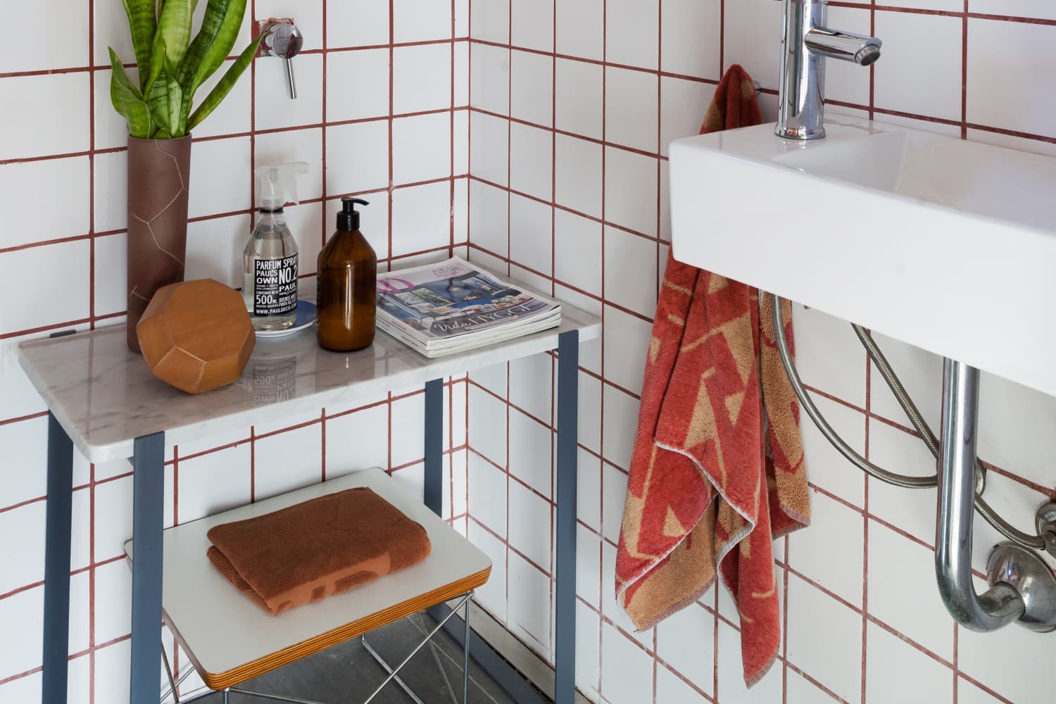 Modern Shower Caddy - Cubiko