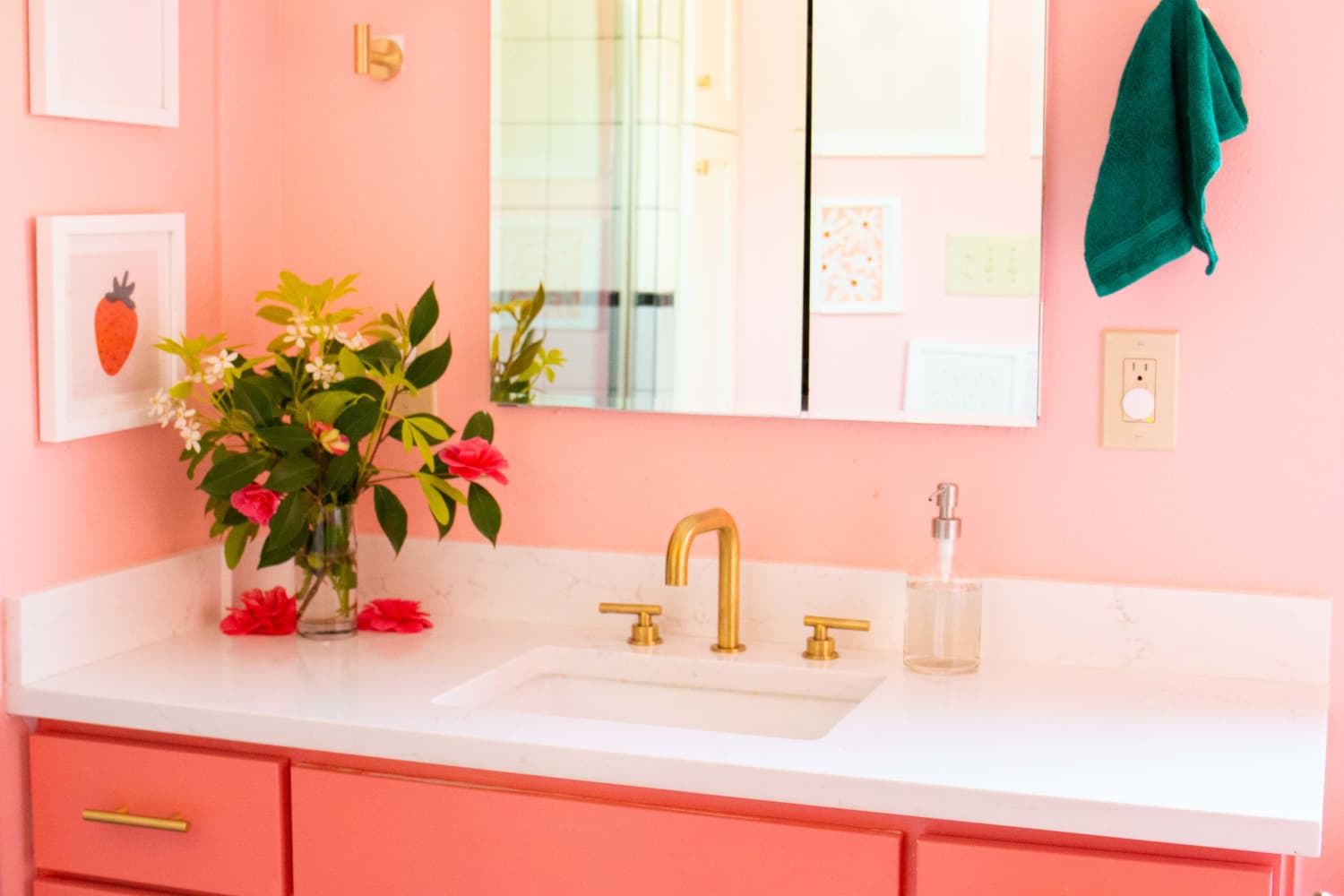 I Put a Salad Spinner in My Bathroom, and It Was Brilliant