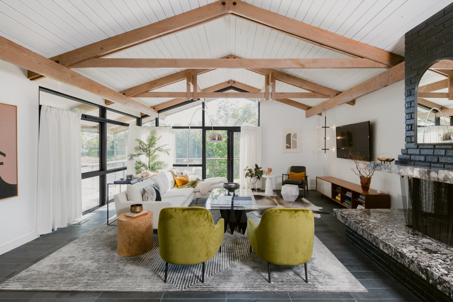 This Vintage, Cozy Feature Is Making a Big Comeback - But There's a Catch