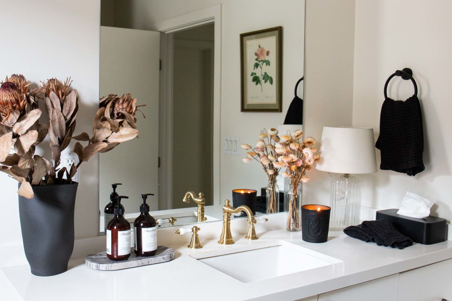 I Put a Table Lamp in My Bathroom, and the Reason Why Is So Brilliant