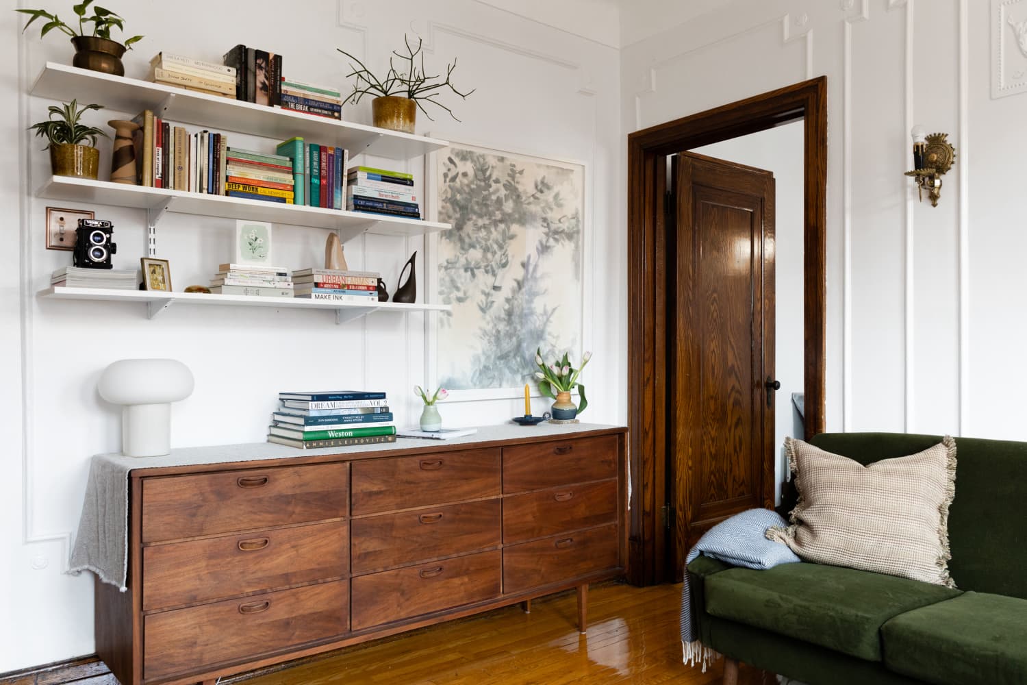 How to Identify Quality Wood Furniture at the Thrift Store | Apartment ...