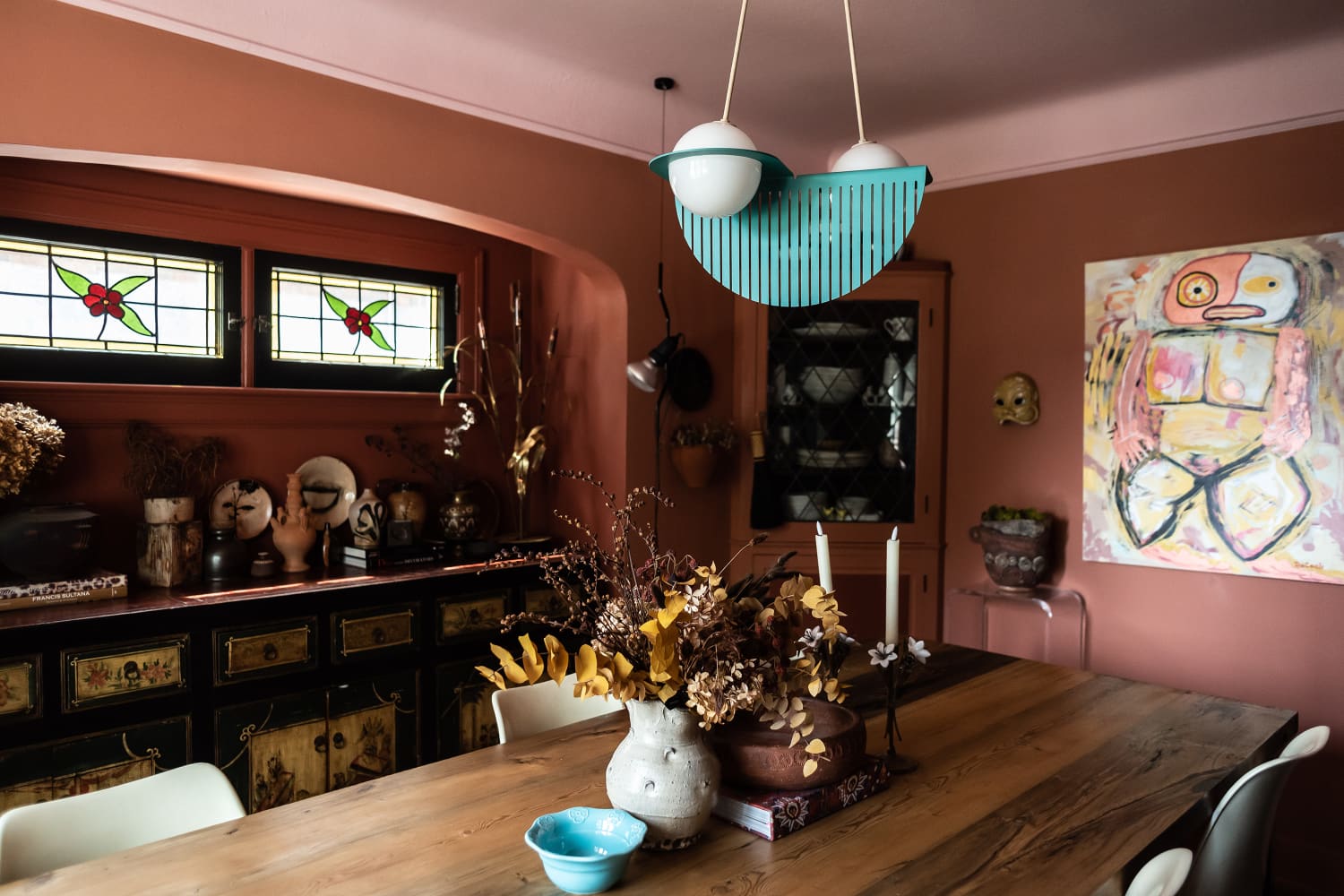 "Color Capping" Is Color Drenching's Sophisticated Cousin