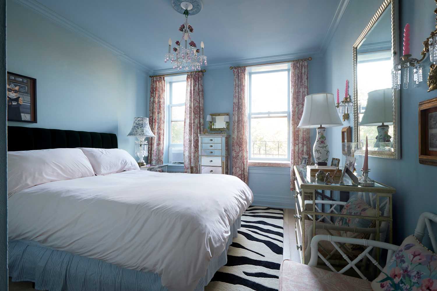 The "Vintage-Inspired" Quilt I Use All Year Round Is on Major Sale but Not for Long