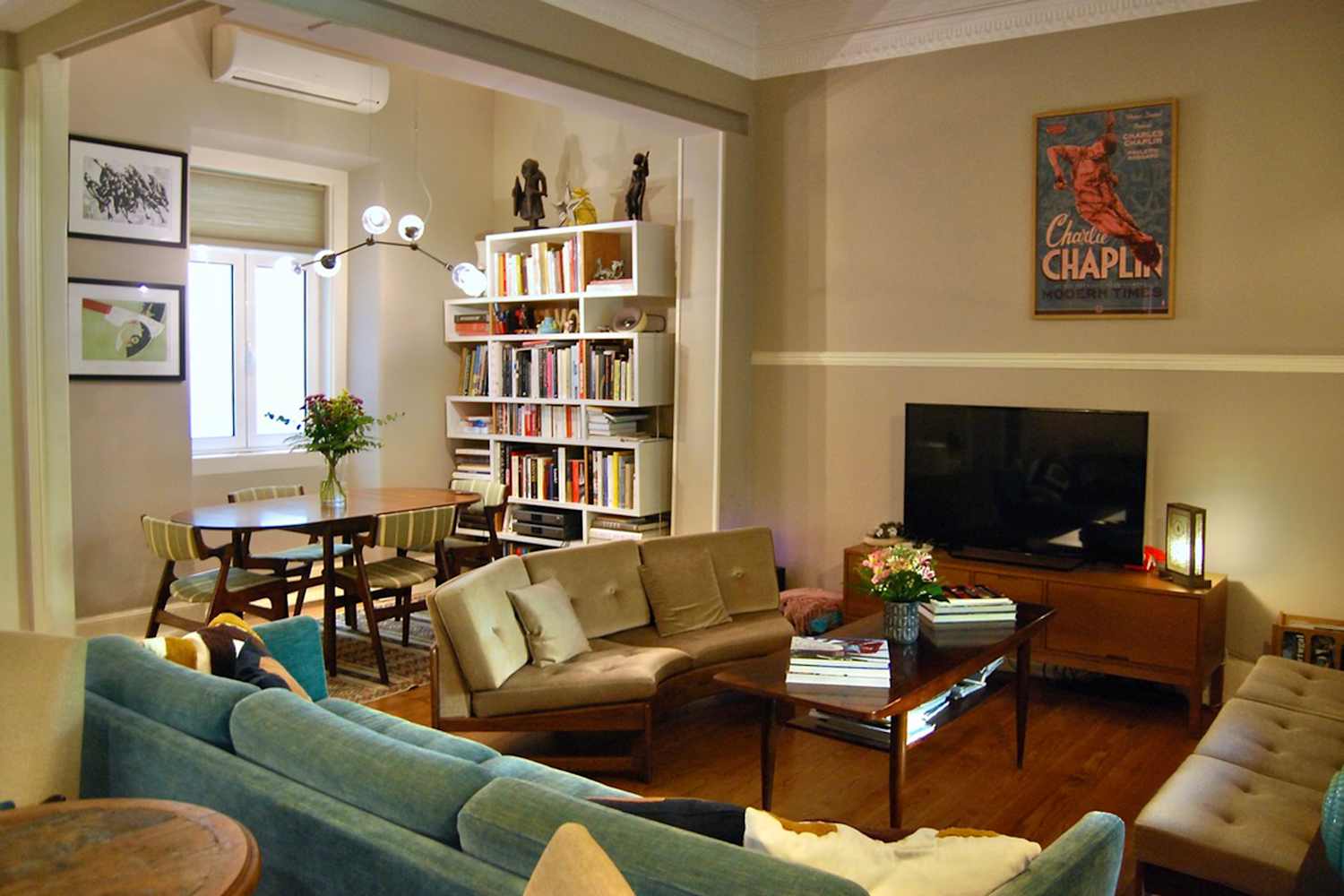 Tour an Art Deco Lisbon Apartment With English Cottage Vibes ...