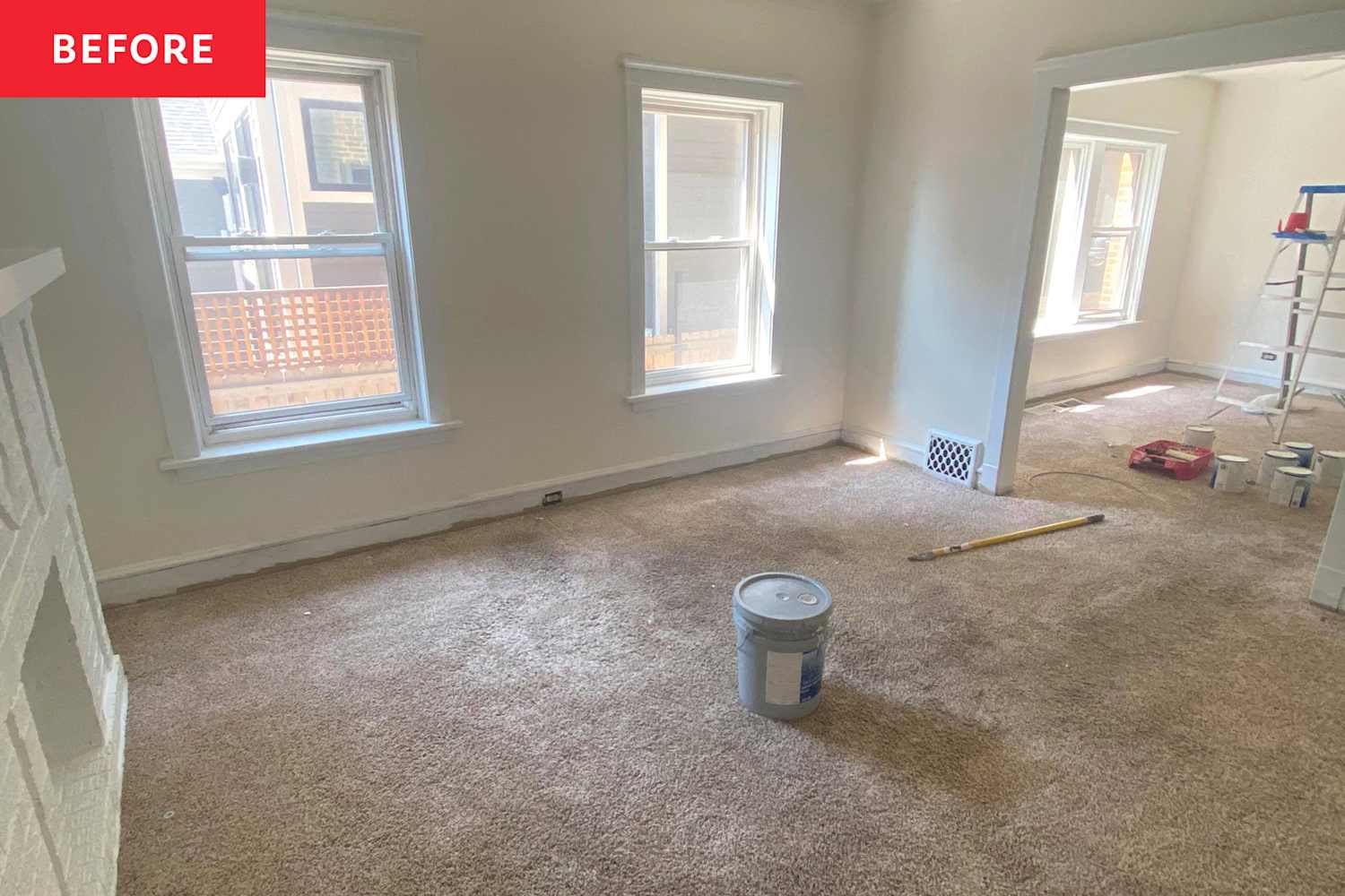 A Plain White Chicago Living Room Gets a Gorgeous Paint Makeover