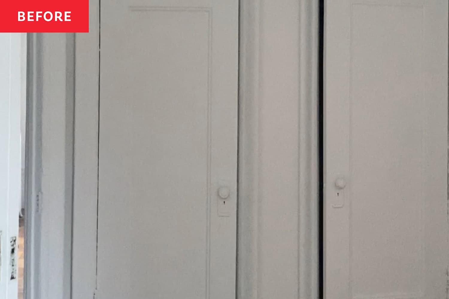 A Colorful One-Wall Transformation Makes This Whole Bedroom Look Better