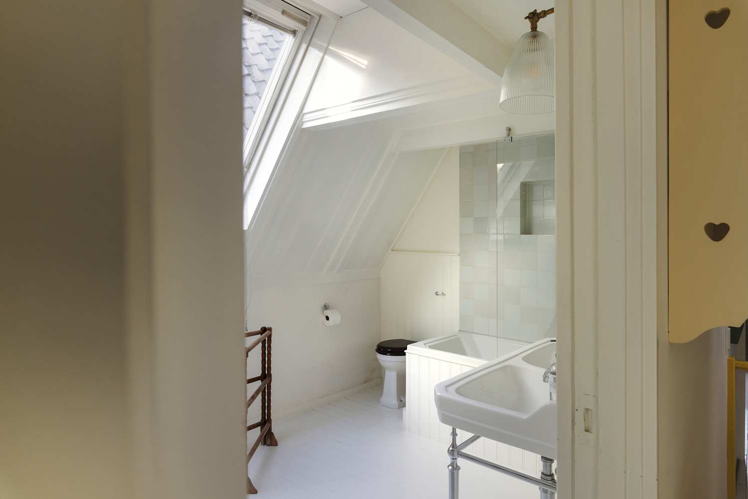 Bathtubs Are Being Moved Somewhere Totally Unexpected, and It's Totally Over-the-Top