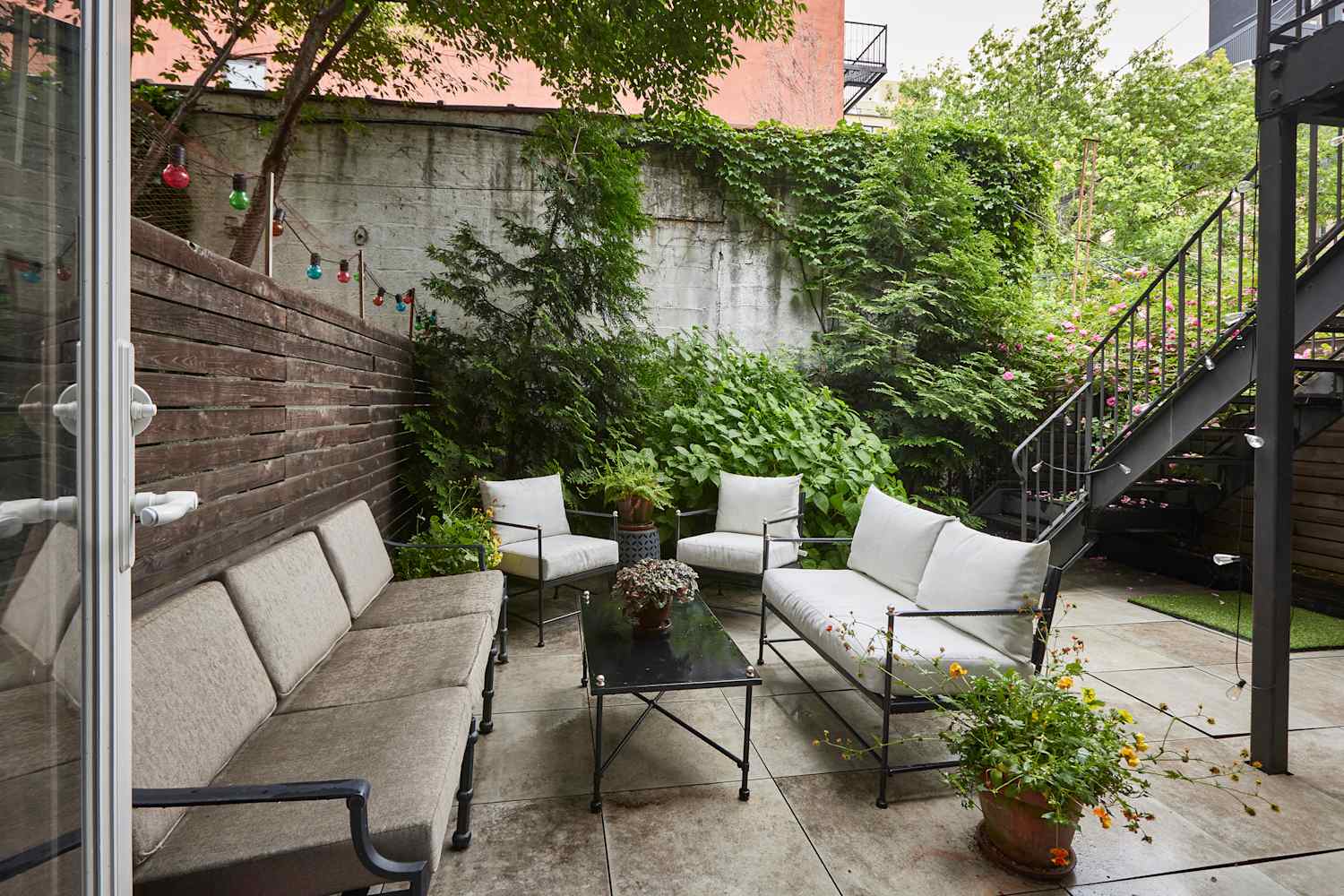 This $13 Set of 6 Dragonfly Clips Are Super Cute - And Great for Keeping Bugs Away!