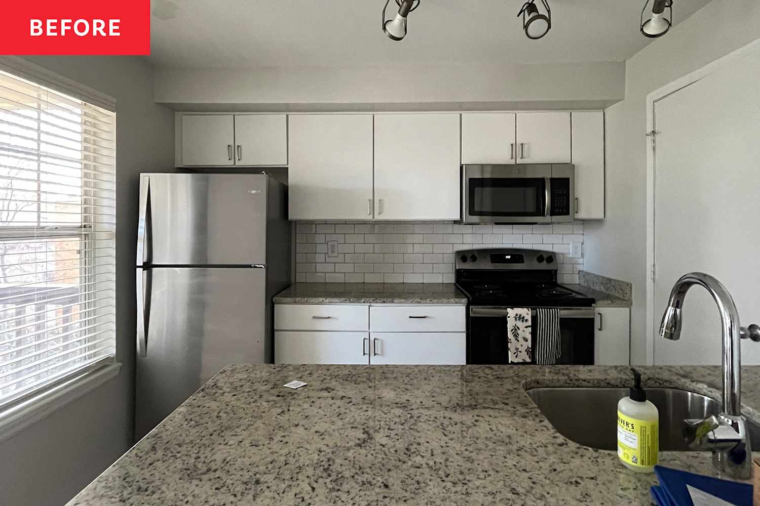 Before & After: An “Uninspiring” White Kitchen Gets a Moody Facelift for Cheap (It Looks Vintage!)
