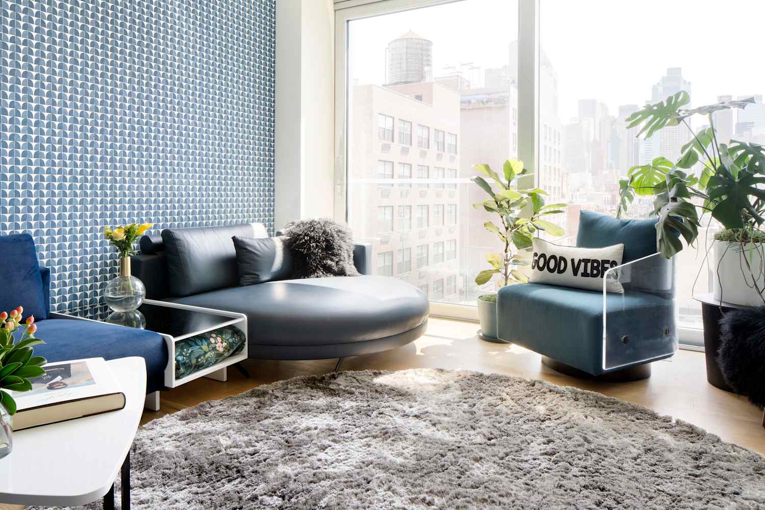 After Downsizing from 4000 Square Feet, This New Yorker Designed an 824-Square-Foot Apartment to Do It All