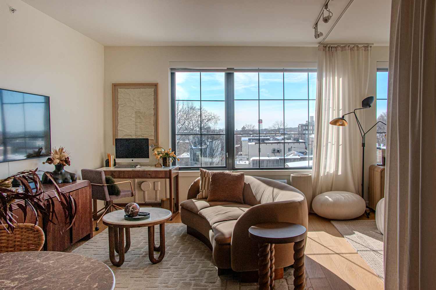 This 550-Square-Foot Jersey City Studio Feels Like a Luxurious Boutique Hotel